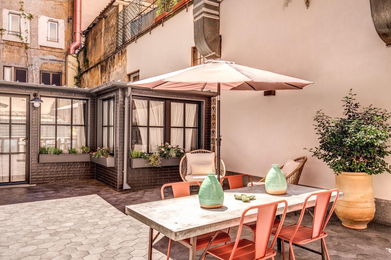 Decharme Apartment With Terrace In Monti Rome Luaran gambar