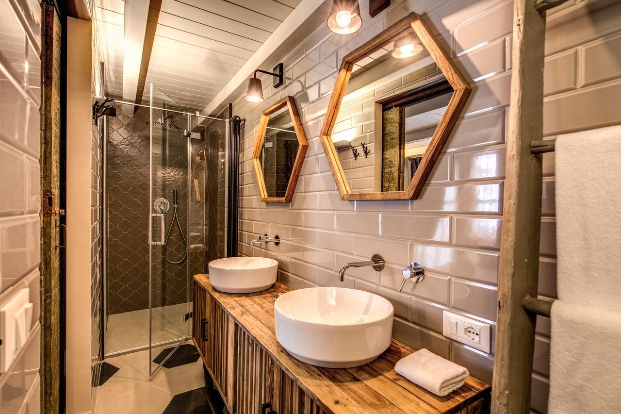 Decharme Apartment With Terrace In Monti Rome Luaran gambar