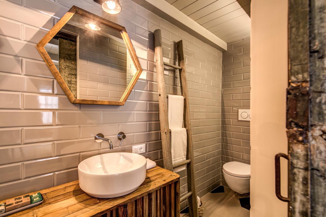 Decharme Apartment With Terrace In Monti Rome Luaran gambar