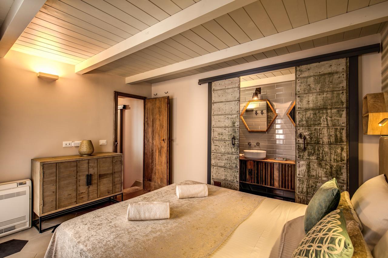 Decharme Apartment With Terrace In Monti Rome Luaran gambar