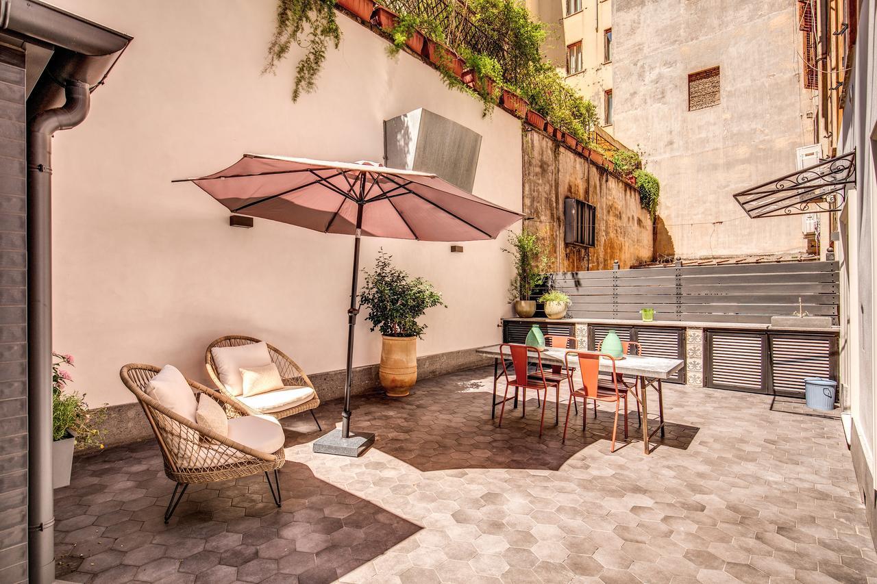 Decharme Apartment With Terrace In Monti Rome Luaran gambar