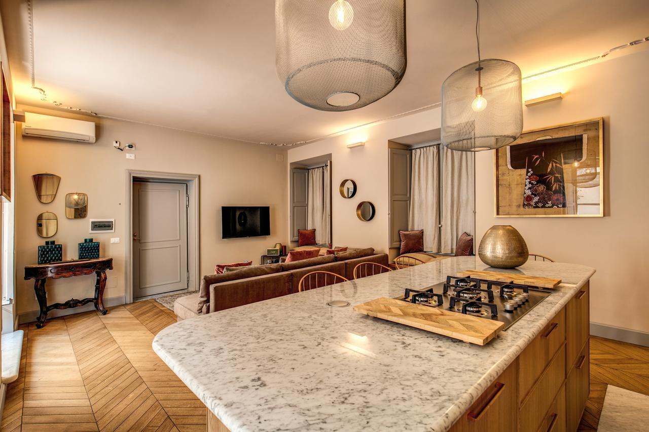 Decharme Apartment With Terrace In Monti Rome Luaran gambar